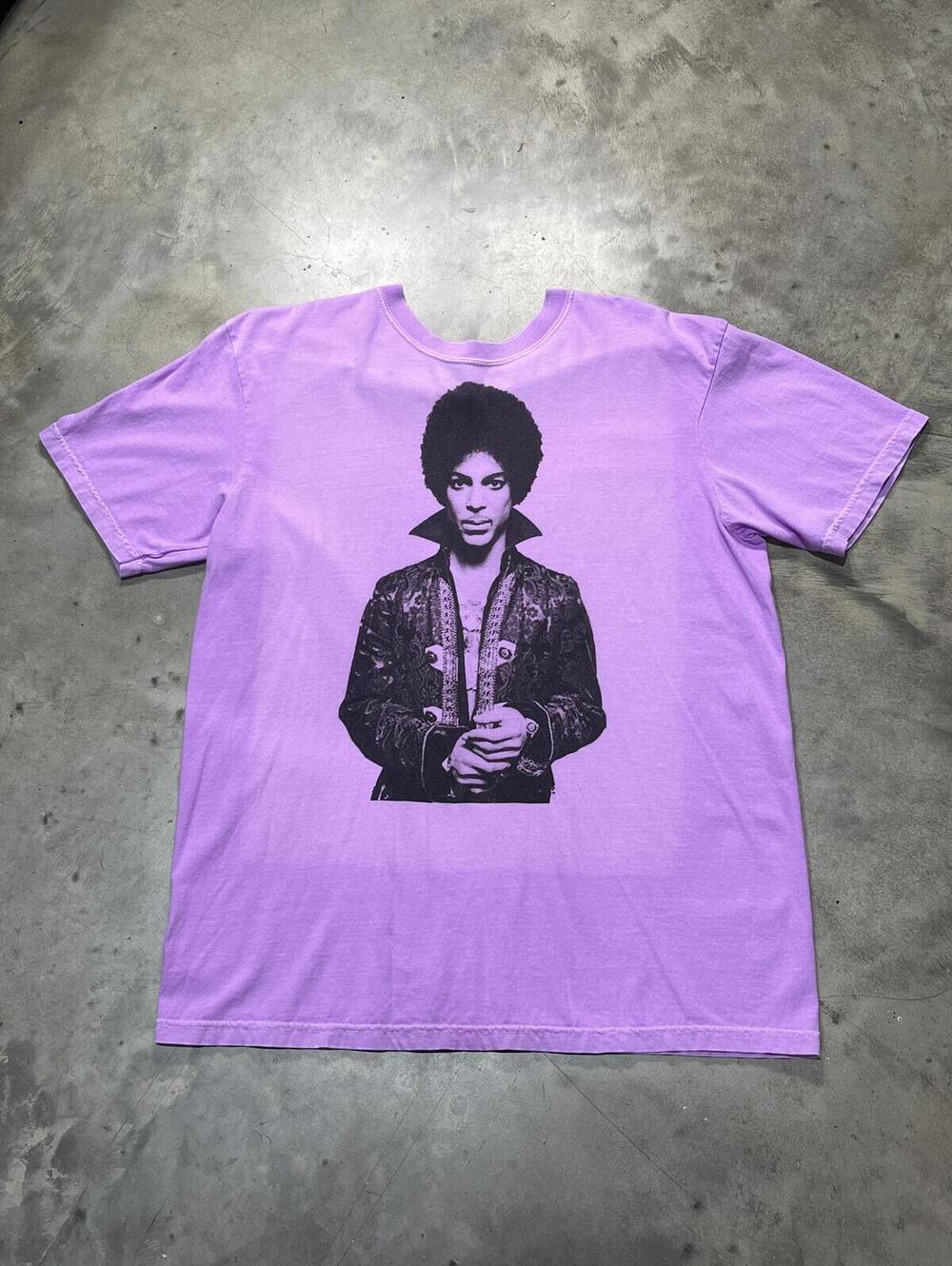 Prince Preowned Large T-shirt - Picture 2 of 5